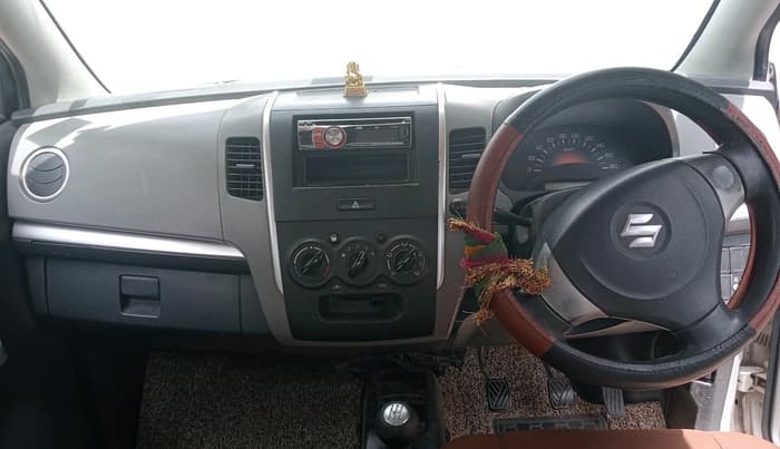 2011 Maruti Wagon R 1.0 LXI CNG, CNG, Manual, 89,908 km, interior