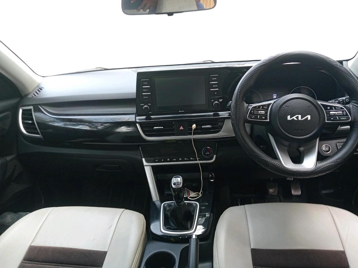 2022 KIA SELTOS HTK PLUS 1.5 DIESEL IMT, Diesel, Manual, 69,618 km, interior