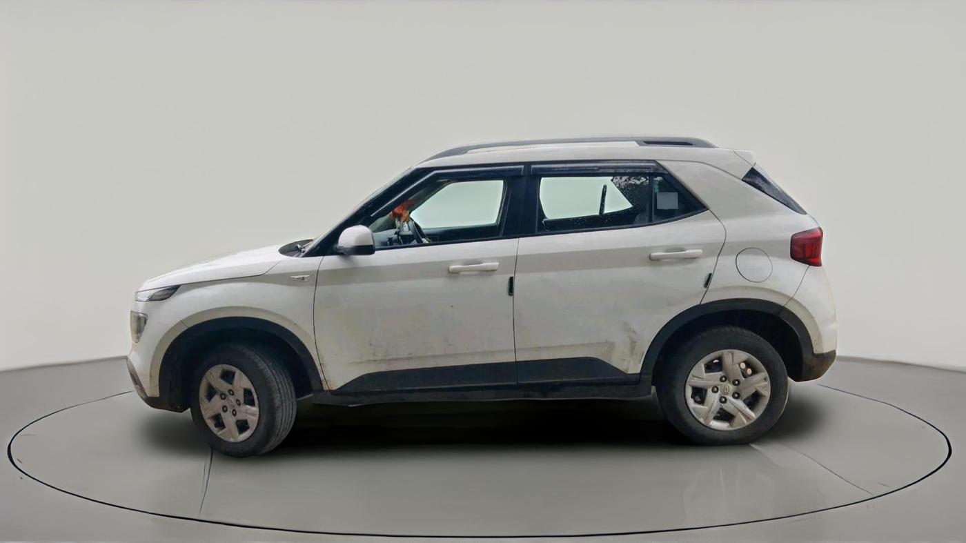 2022 Hyundai VENUE S 1.2, Petrol, Manual, 36,164 km, exterior