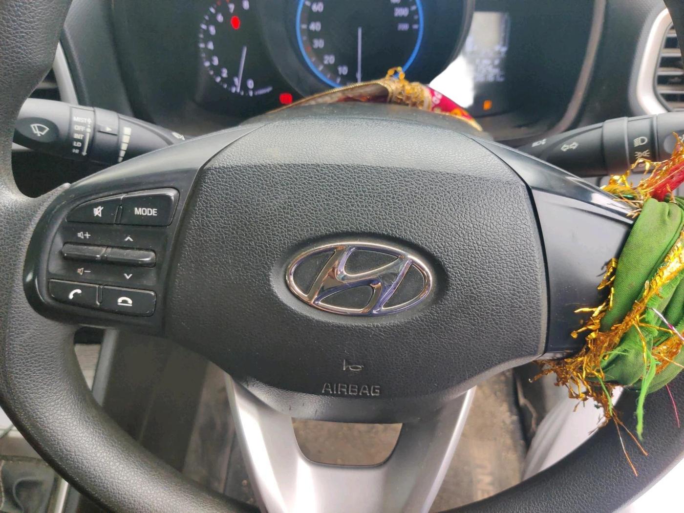 2022 Hyundai VENUE S 1.2, Petrol, Manual, 36,164 km, interior