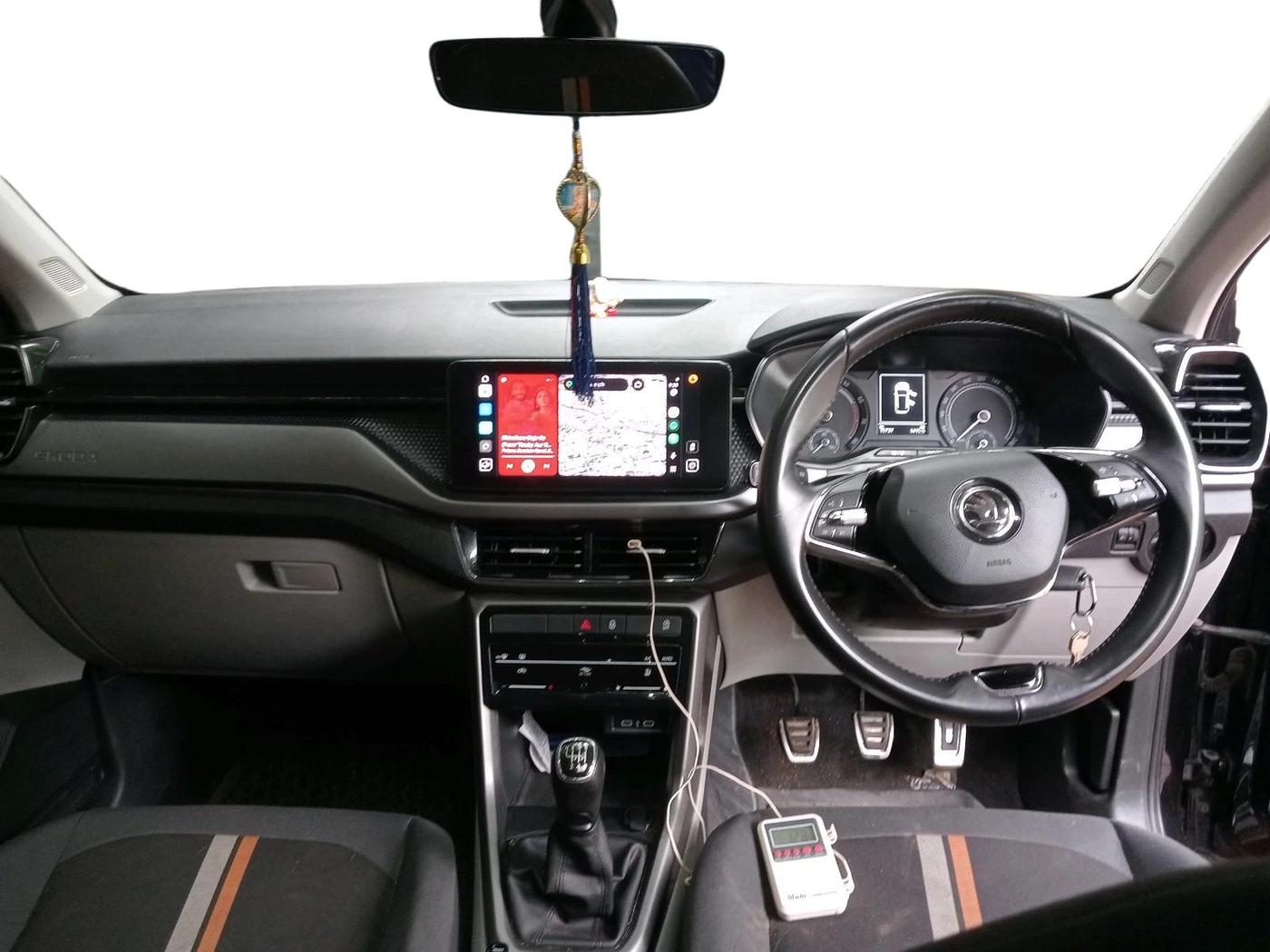 2025 Skoda KUSHAQ Sportline 1.0L TSI MT, Petrol, Manual, 15,739 km, interior