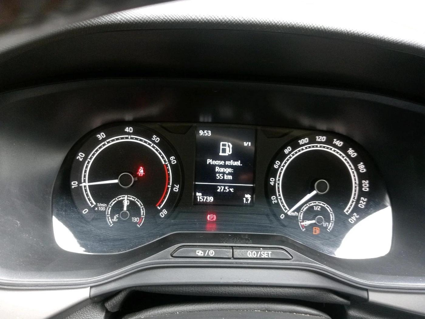 2025 Skoda KUSHAQ Sportline 1.0L TSI MT, Petrol, Manual, 15,739 km, interior