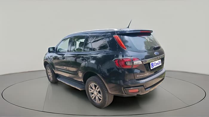 2017 Ford Endeavour TITANIUM 3.2 4X4 AT, Diesel, Automatic, 1,15,584 km, exterior