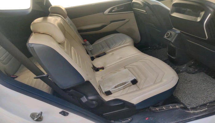 2022 KIA CARENS LUXURY PLUS 1.5 DIESEL AT 7 STR, Diesel, Automatic, 93,418 km, interior