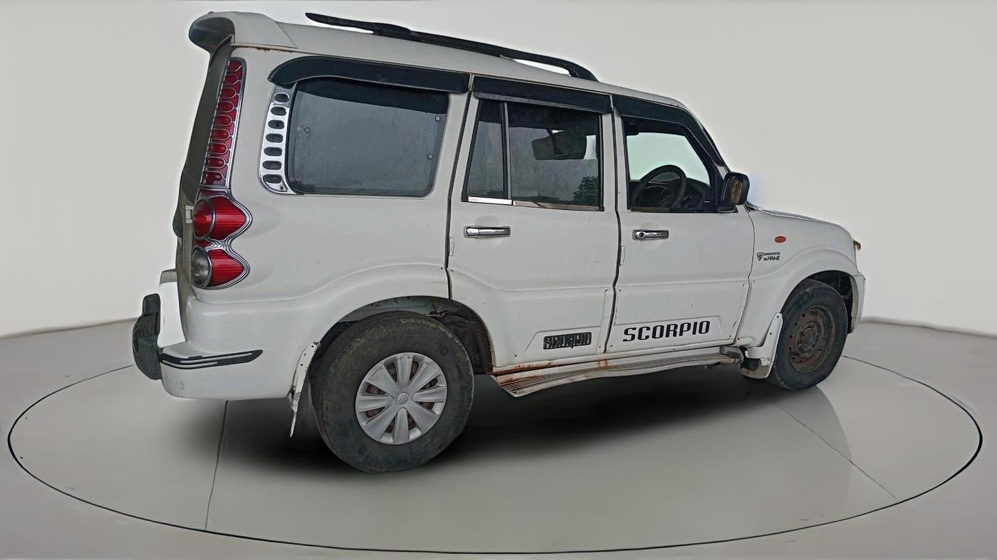 2012 Mahindra Scorpio LX BS-III, Diesel, Manual, 1,80,214 km, exterior
