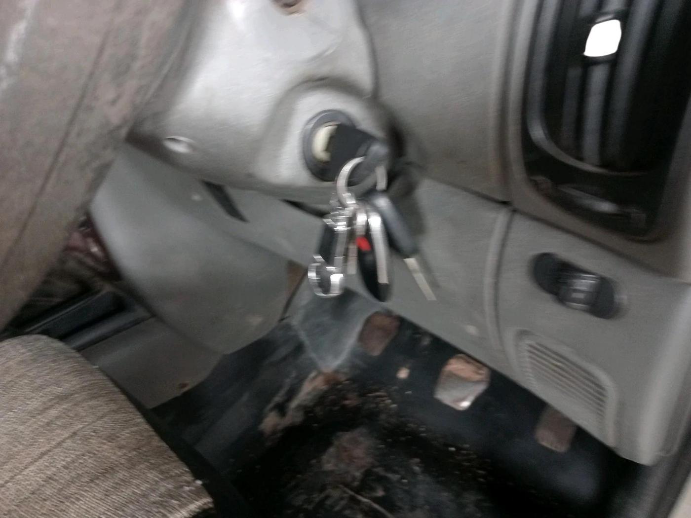 2012 Mahindra Scorpio LX BS-III, Diesel, Manual, 1,80,214 km, interior