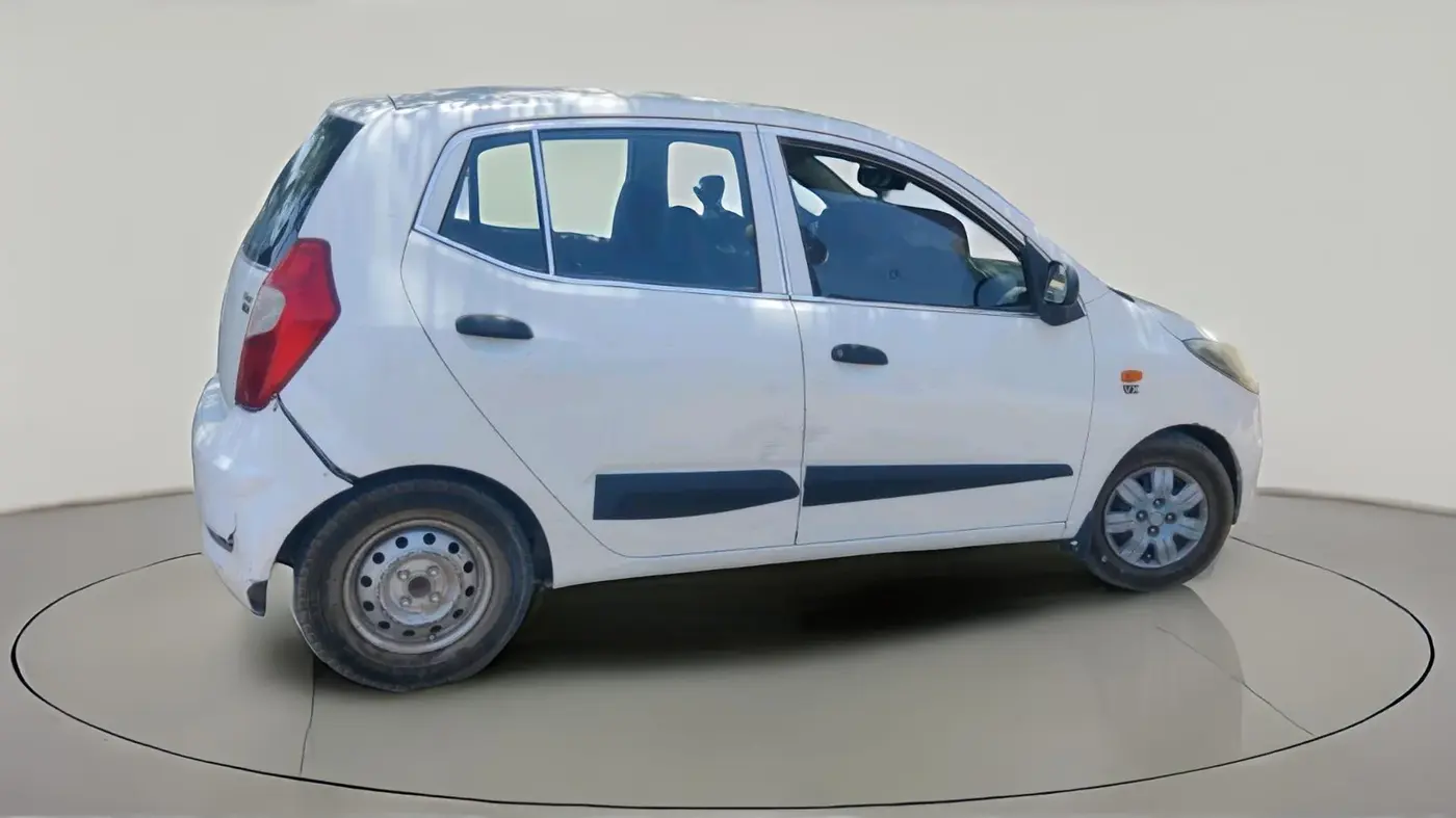 2015 Hyundai i10 ERA 1.1, CNG, Manual, 94,696 km, exterior