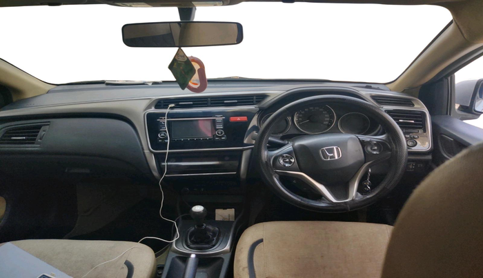 2014 Honda City 1.5L I-VTEC V MT, CNG, Manual, 1,24,835 km, interior
