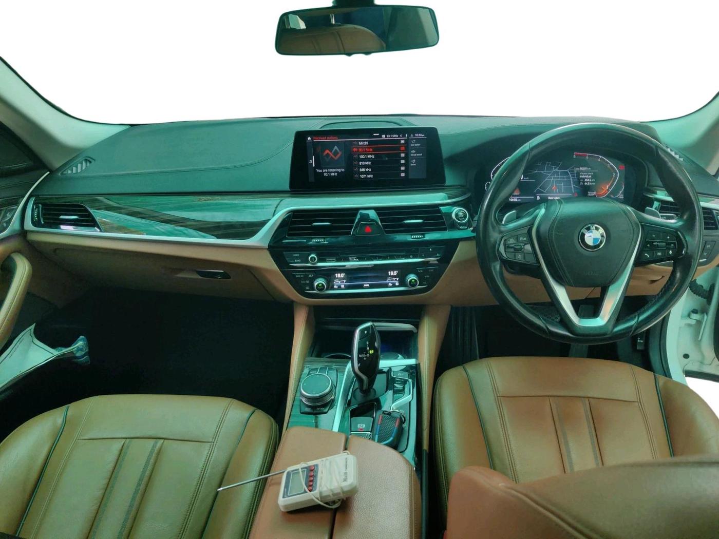 2019 BMW 5 Series 520D LUXURY LINE, Diesel, Automatic, 50,204 km, interior