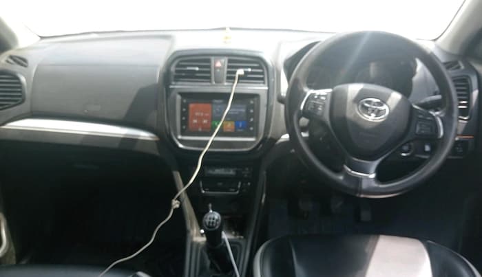 2022 Toyota URBAN CRUISER HIGH GRADE MT, Petrol, Manual, 75,136 km, interior