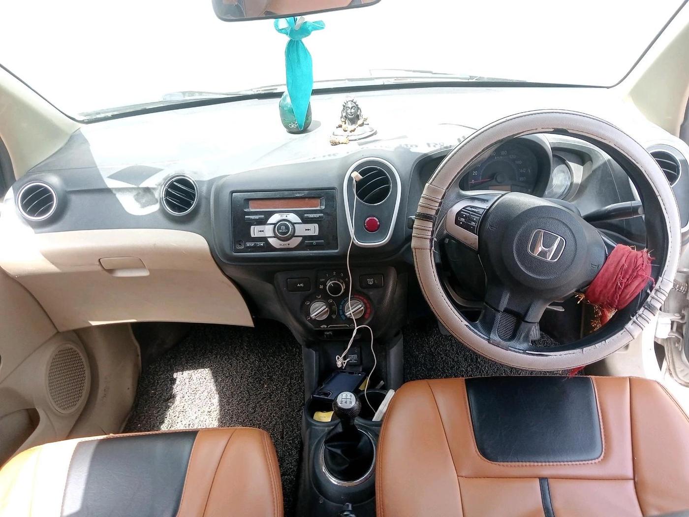 2015 Honda Mobilio 1.5L I-VTEC S, CNG, Manual, 84,673 km, interior