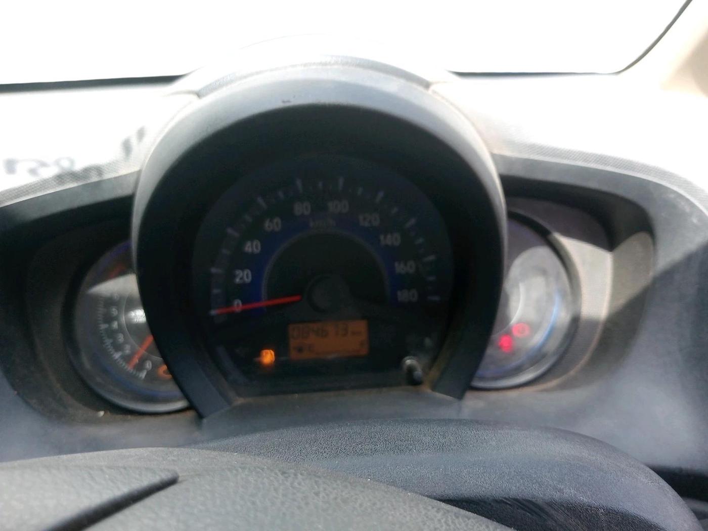 2015 Honda Mobilio 1.5L I-VTEC S, CNG, Manual, 84,673 km, interior