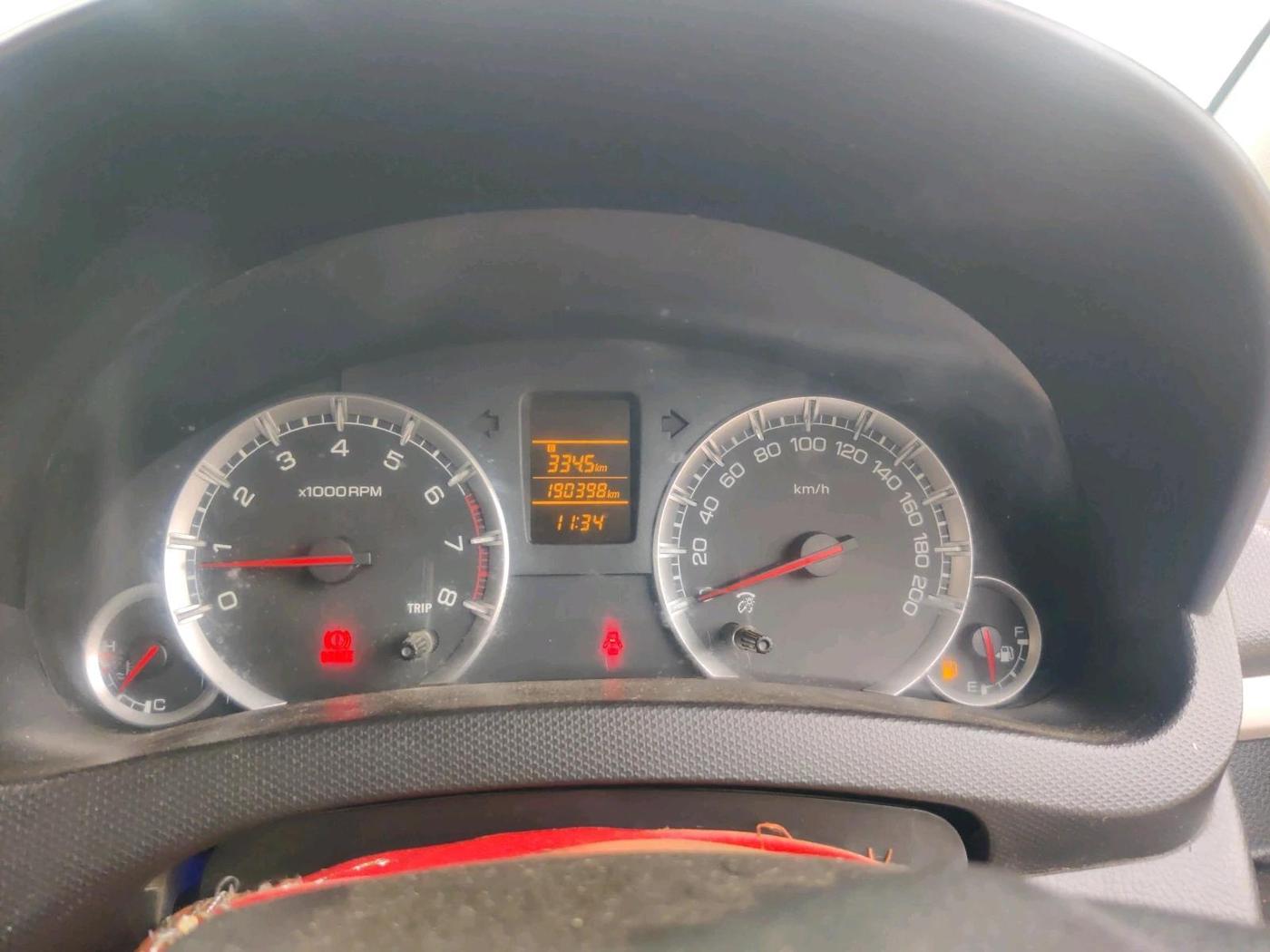 2015 Maruti Swift VXI, CNG, Manual, 1,90,398 km, interior