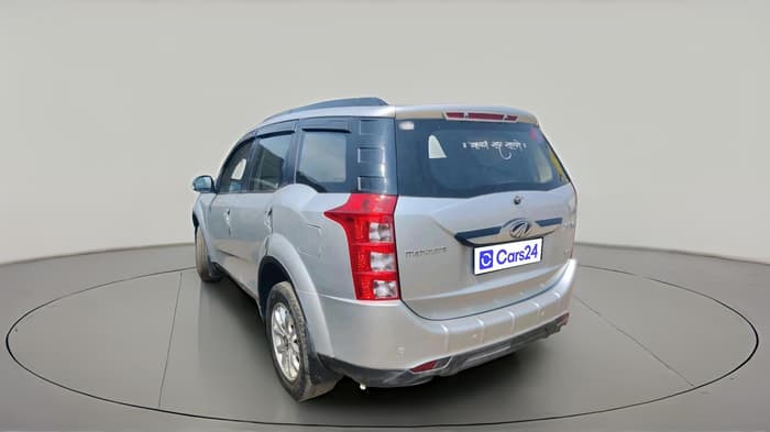 2017 Mahindra XUV500 W10 AT, Diesel, Automatic, 1,19,858 km, exterior