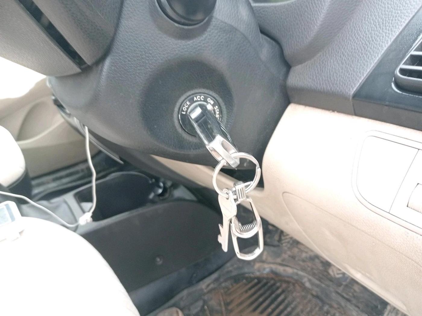 2013 Hyundai Eon MAGNA +, Petrol, Manual, 1,00,600 km, interior