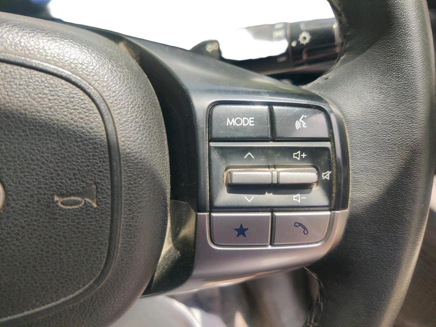 2023 Hyundai Verna SX (O) 1.5 MPI MT, Petrol, Manual, 45,450 km, interior