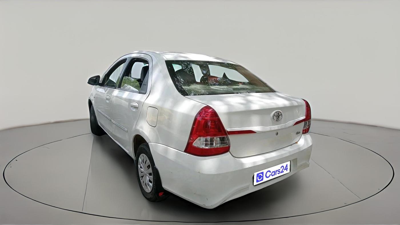 2018 Toyota Etios GXD PLATINUM, Diesel, Manual, 1,15,874 km, exterior