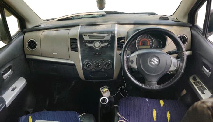2015 Maruti Wagon R 1.0 VXI, CNG, Manual, 1,35,657 km, interior