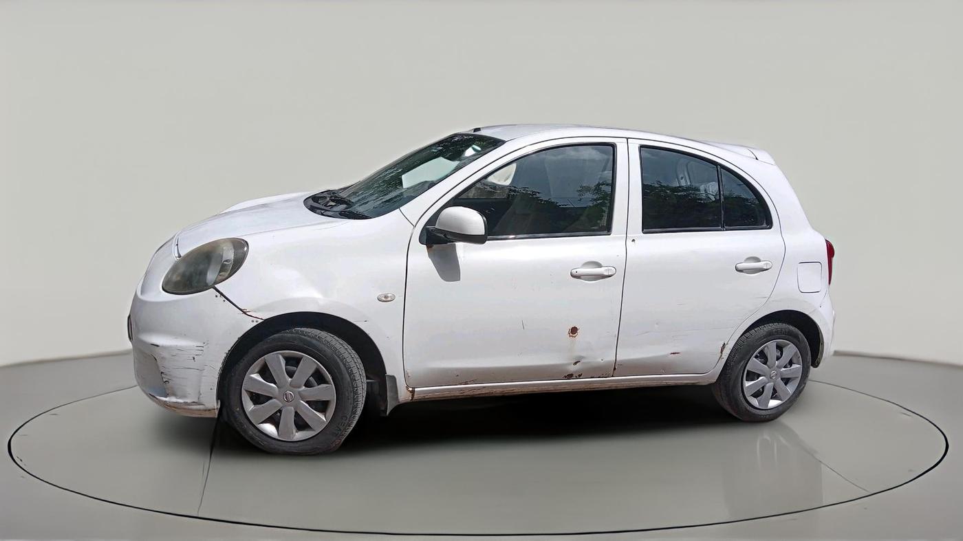 2014 Nissan Micra Active XV, CNG, Manual, 99,481 km, exterior