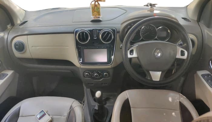 2015 Renault Lodgy 85 PS RXZ, Diesel, Manual, 85,991 km, interior