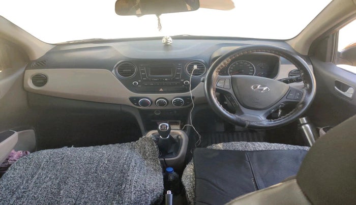 2016 Hyundai Grand i10 SPORTZ 1.2 KAPPA VTVT, Petrol, Manual, 37,452 km, interior