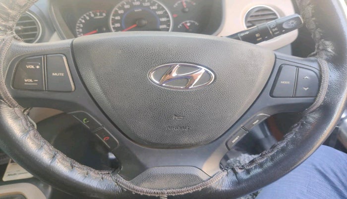 2016 Hyundai Grand i10 SPORTZ 1.2 KAPPA VTVT, Petrol, Manual, 37,452 km, interior