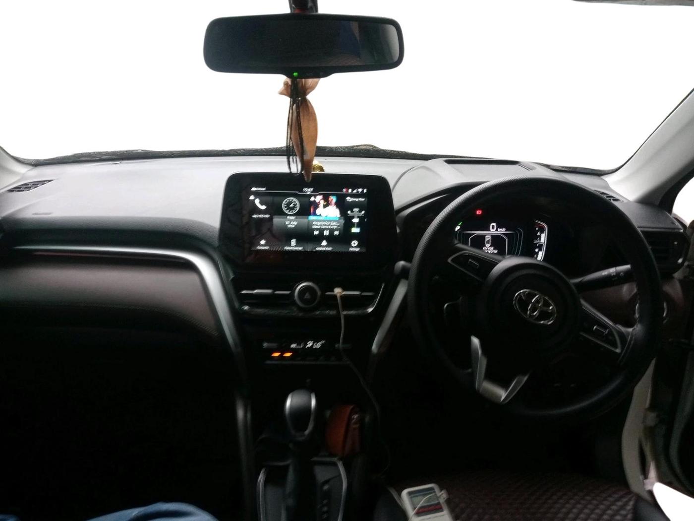 2024 Toyota URBAN CRUISER HYRYDER G HYBRID, Hybrid, Automatic, 24,563 km, interior