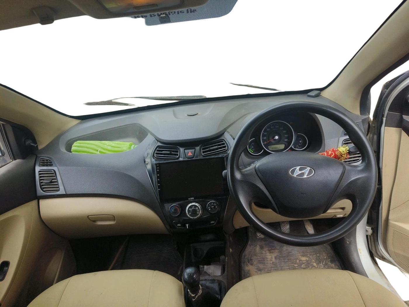 2012 Hyundai Eon MAGNA, Petrol, Manual, 16,980 km, interior
