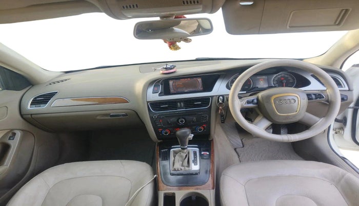 2010 Audi A4 2.0 TDI, Diesel, Automatic, 1,27,042 km, interior