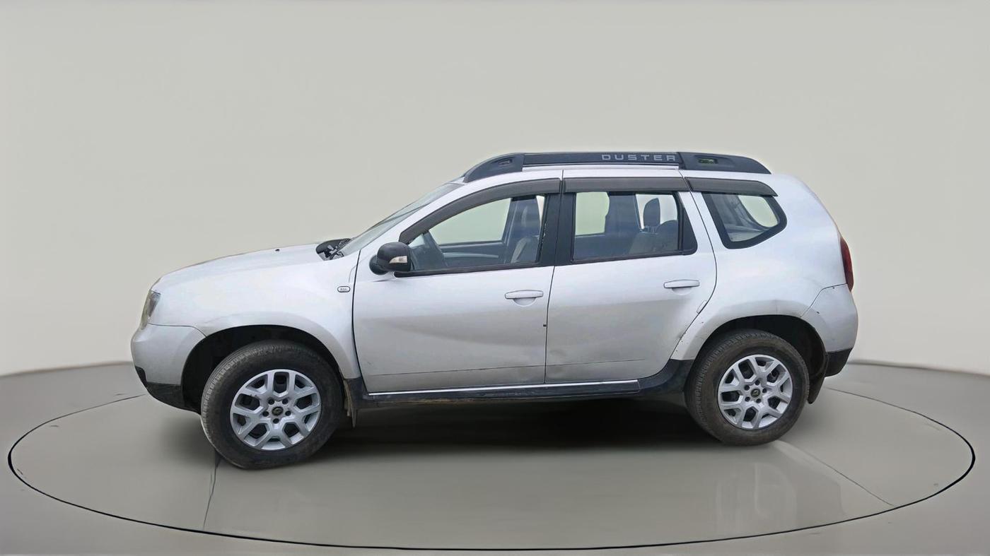 2017 Renault Duster RXL PETROL, CNG, Manual, 1,05,429 km, exterior