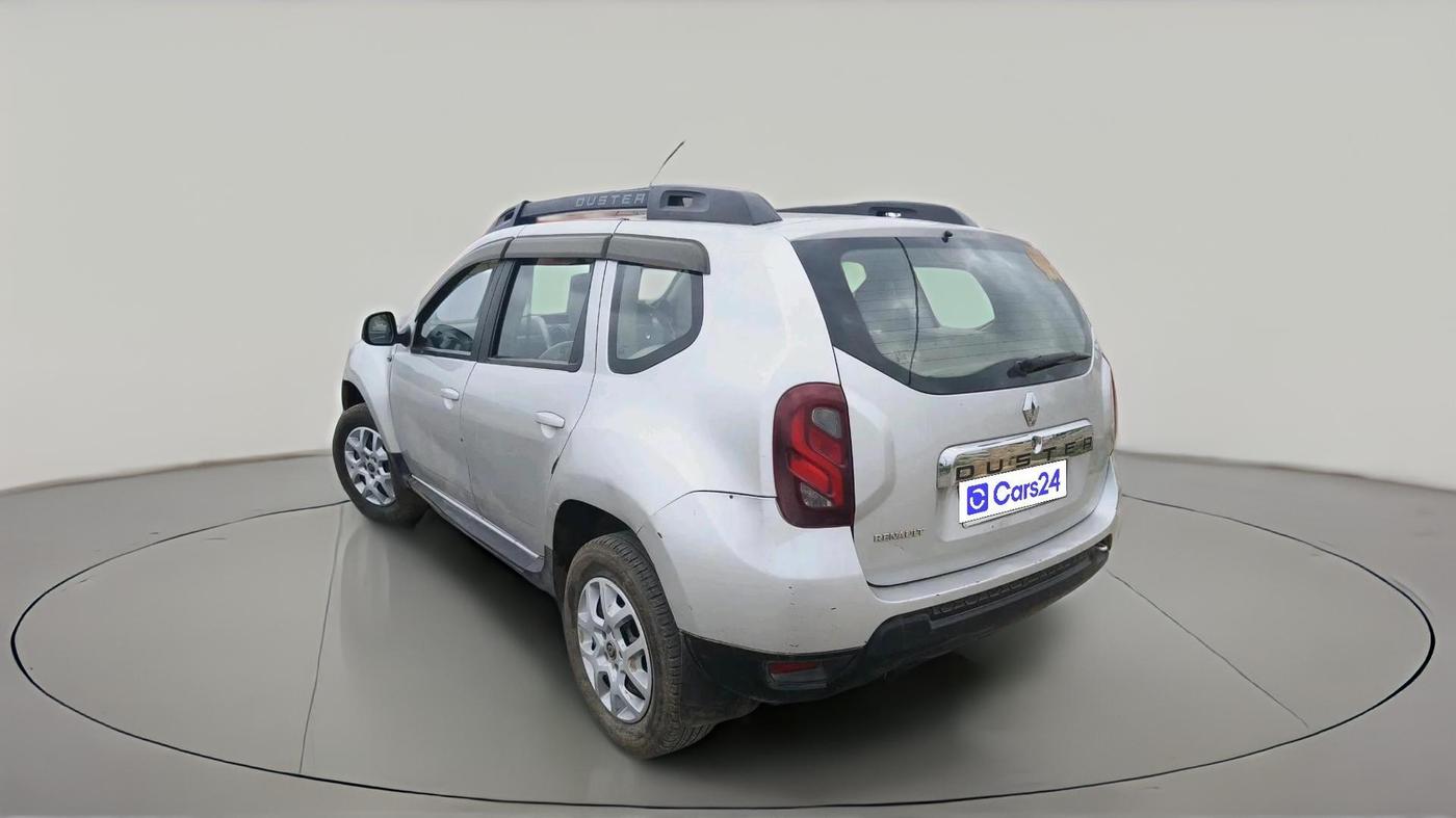 2017 Renault Duster RXL PETROL, CNG, Manual, 1,05,429 km, exterior