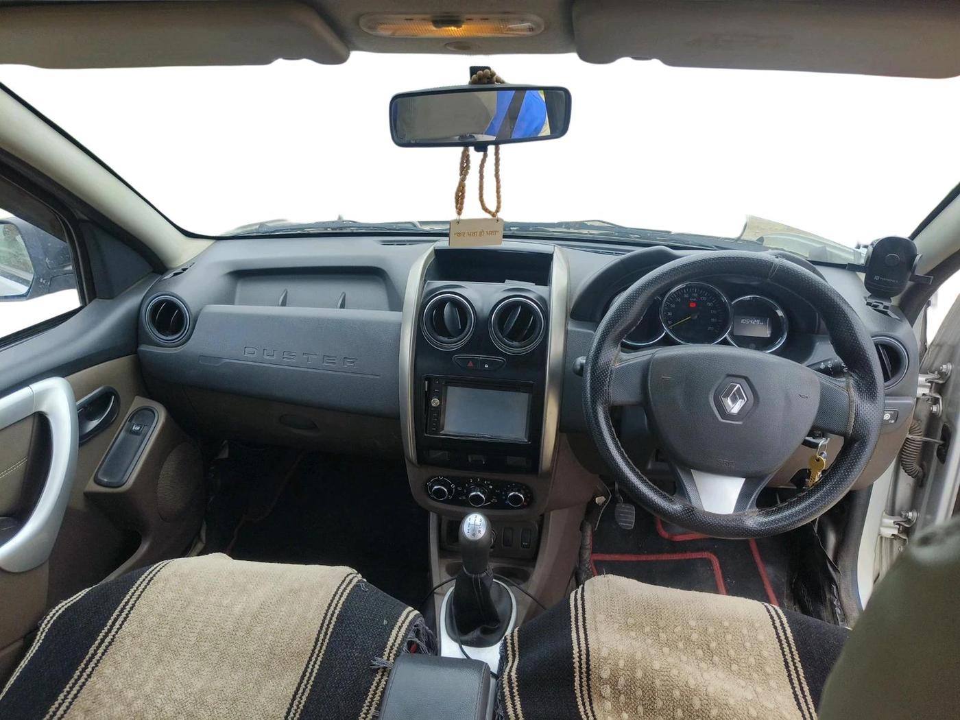 2017 Renault Duster RXL PETROL, CNG, Manual, 1,05,429 km, interior