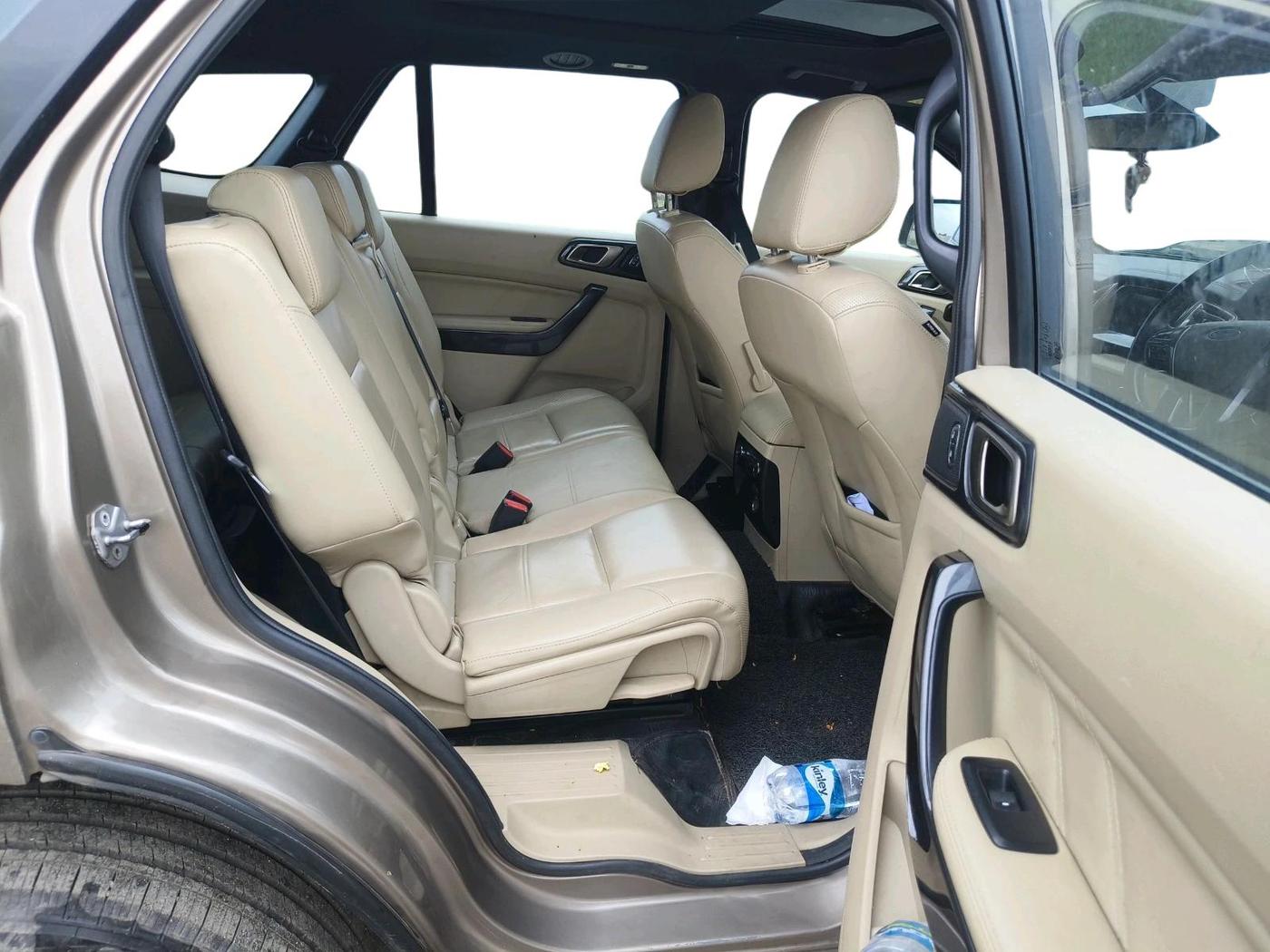2020 Ford Endeavour TITANIUM PLUS 2.0 4X4 AT SUNROOF, Diesel, Automatic, 1,16,453 km, interior