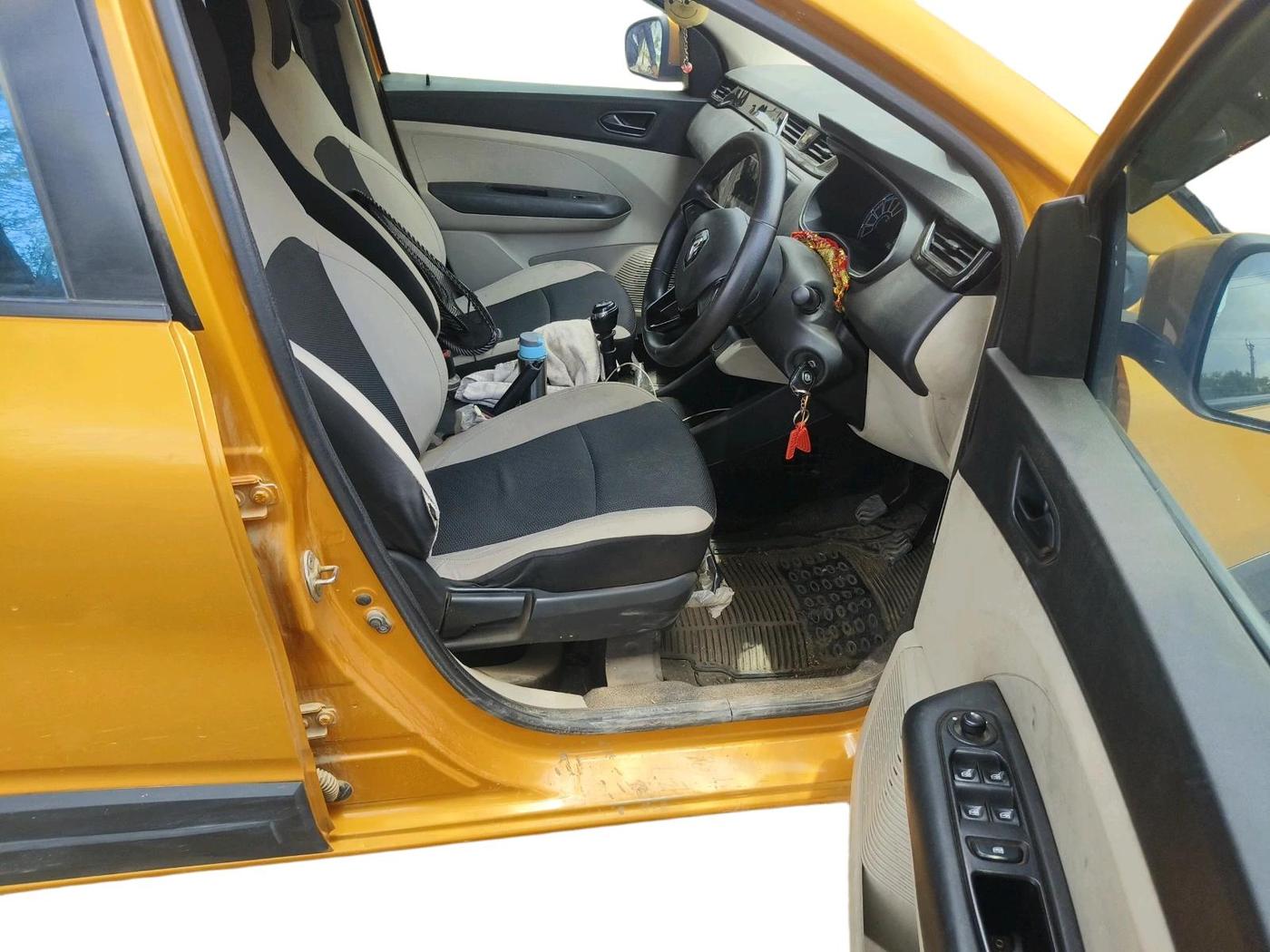 2019 Renault TRIBER RXT, CNG, Manual, 1,68,547 km, interior