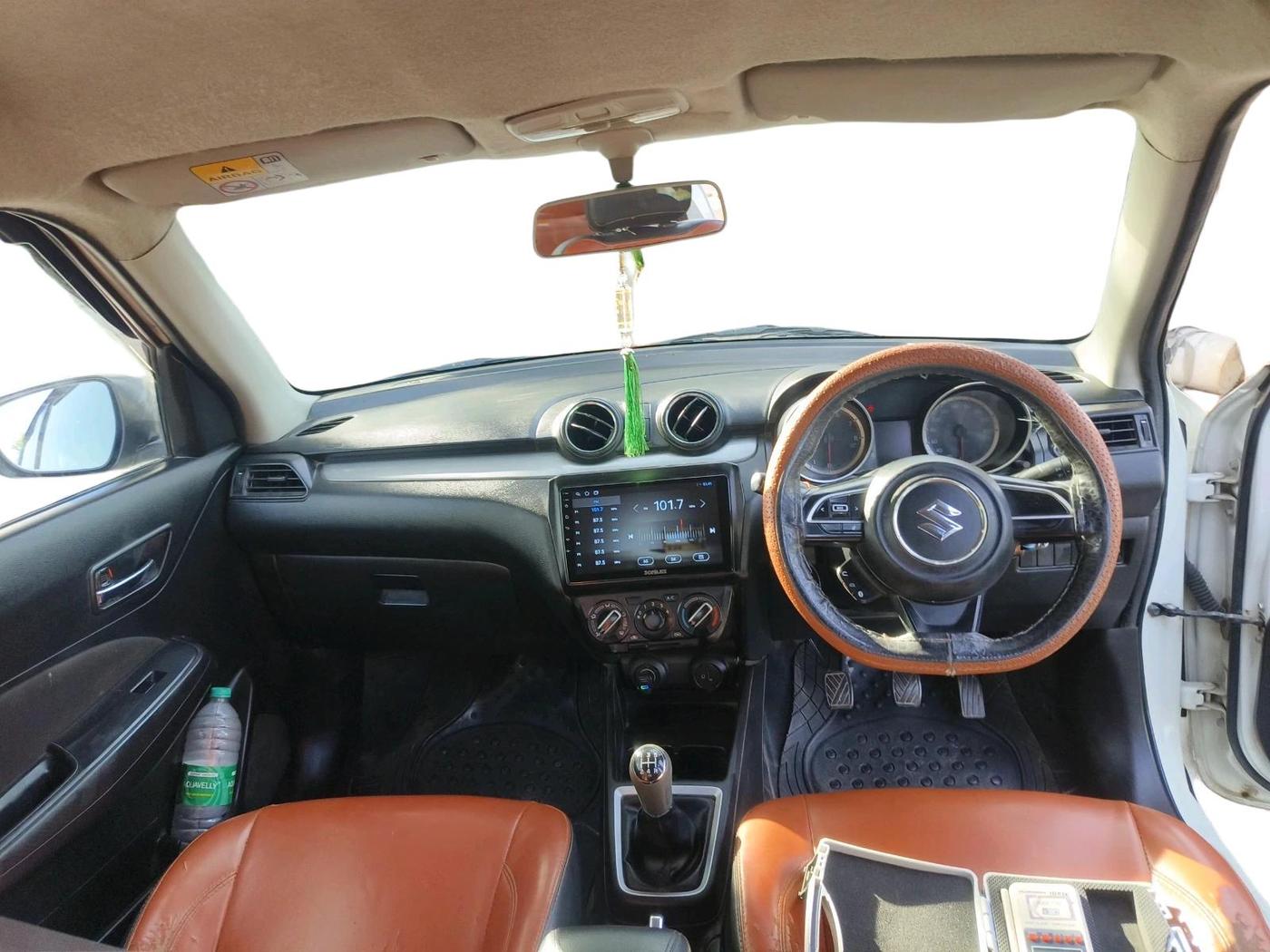 2020 Maruti Swift VXI, Petrol, Manual, 1,26,950 km, interior