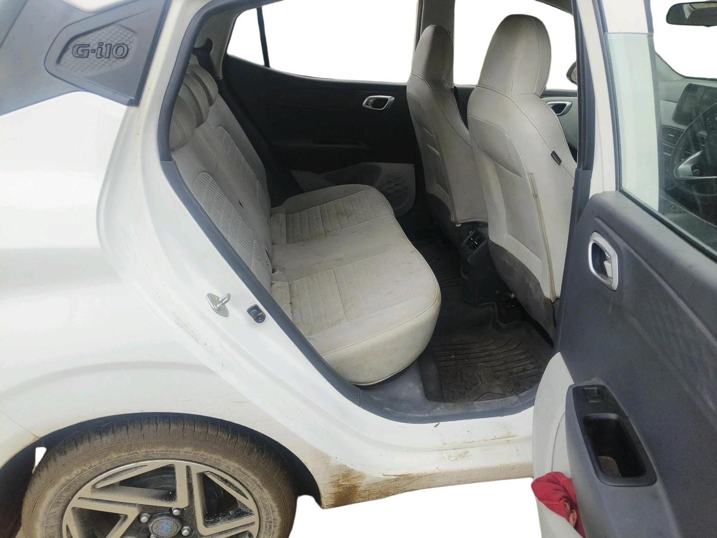 2024 Hyundai GRAND I10 NIOS ASTA AMT 1.2 KAPPA VTVT, Petrol, Automatic, 1,905 km, interior