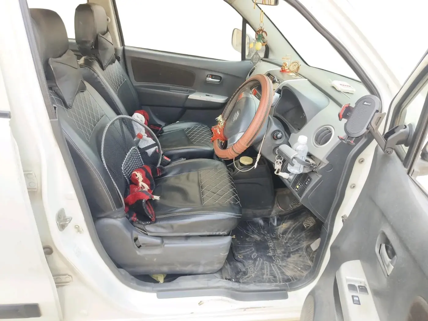 2012 Maruti Wagon R 1.0 LXI CNG, CNG, Manual, 1,17,632 km, interior