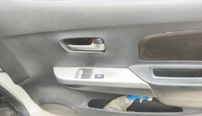 2012 Maruti Wagon R 1.0 LXI CNG, CNG, Manual, 1,17,632 km, interior