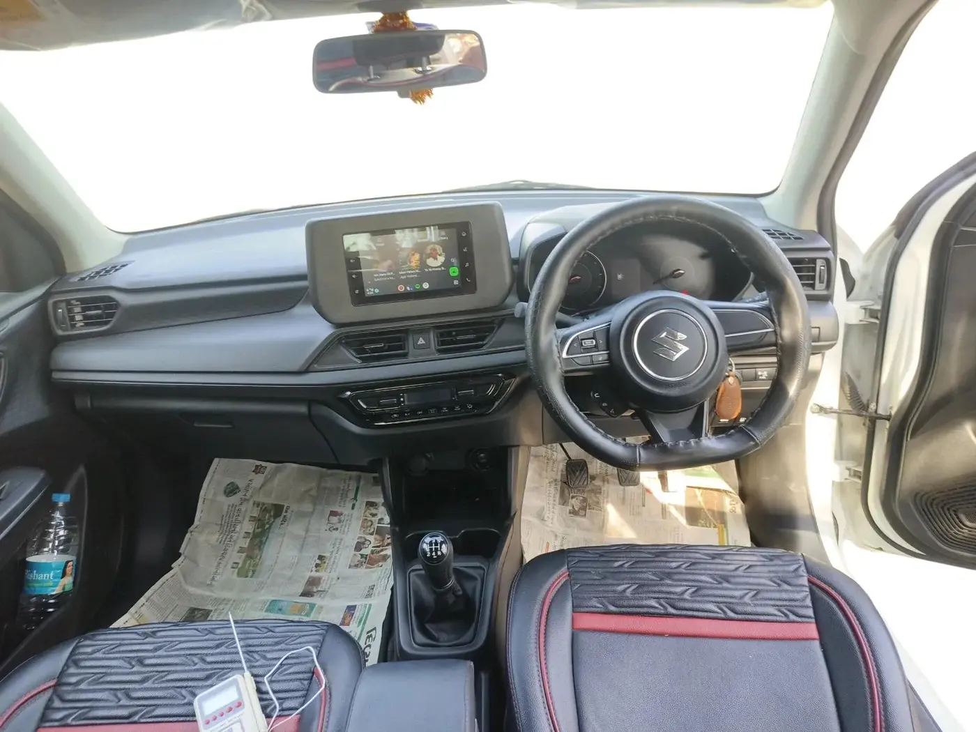 2025 Maruti Swift VXI 1.2L CNG, CNG, Manual, 24,231 km, interior