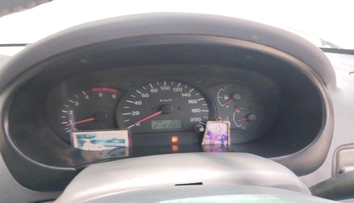 2003 Hyundai Accent CRDI, Diesel, Manual, 2,18,380 km, interior