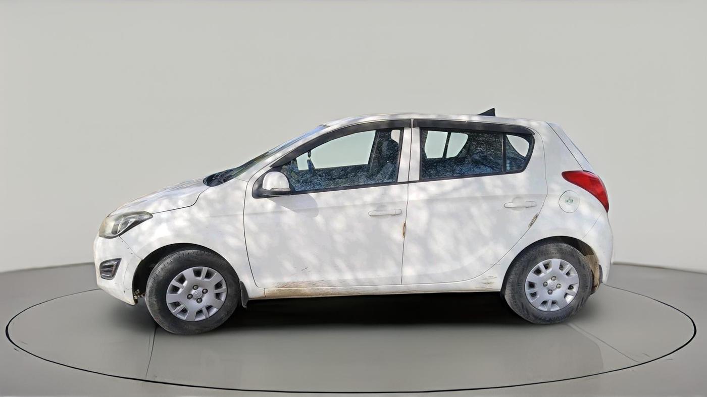 2013 Hyundai i20 MAGNA 1.2, Petrol, Manual, 81,560 km, exterior