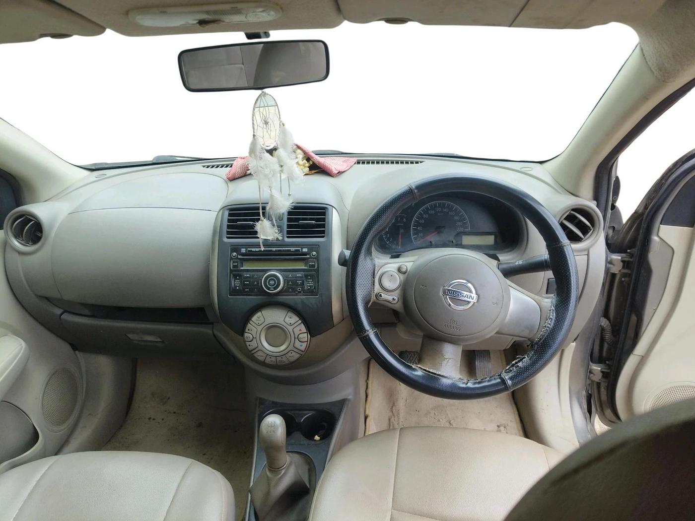 2013 Nissan Sunny XL, Petrol, Manual, 66,903 km, interior