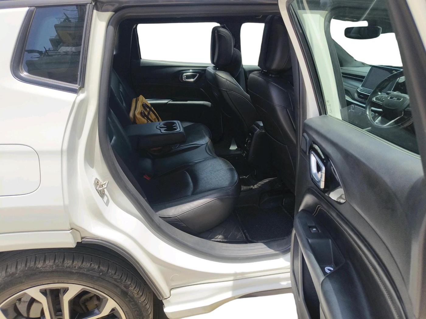 2021 Jeep Compass MODEL S (O) DIESEL 4X4 AT, Diesel, Automatic, 1,14,305 km, interior