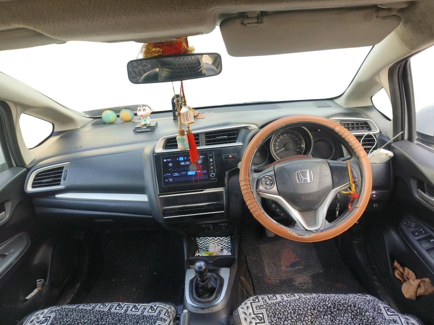 2019 Honda WR-V 1.2L I-VTEC VX MT, CNG, Manual, 1,31,867 km, interior