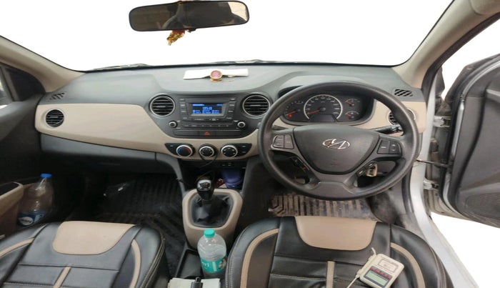 2020 Hyundai Grand i10 MAGNA 1.2 KAPPA VTVT, Petrol, Manual, 1,12,778 km, interior
