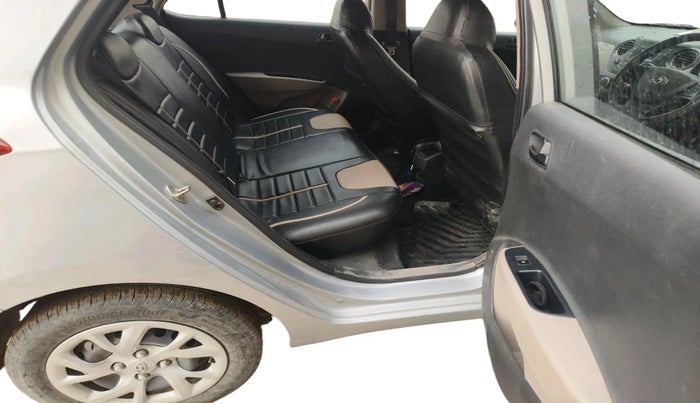 2020 Hyundai Grand i10 MAGNA 1.2 KAPPA VTVT, Petrol, Manual, 1,12,778 km, interior