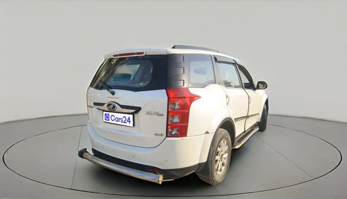 2017 Mahindra XUV500 W10, Diesel, Manual, 1,14,474 km, exterior