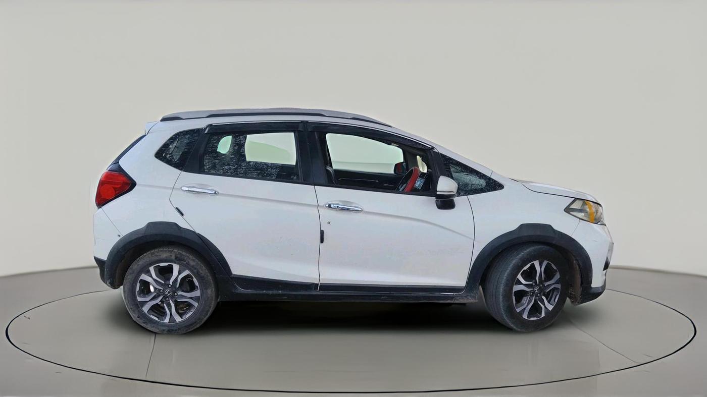 2017 Honda WR-V 1.5L I-DTEC VX MT, Diesel, Manual, 1,22,737 km, exterior