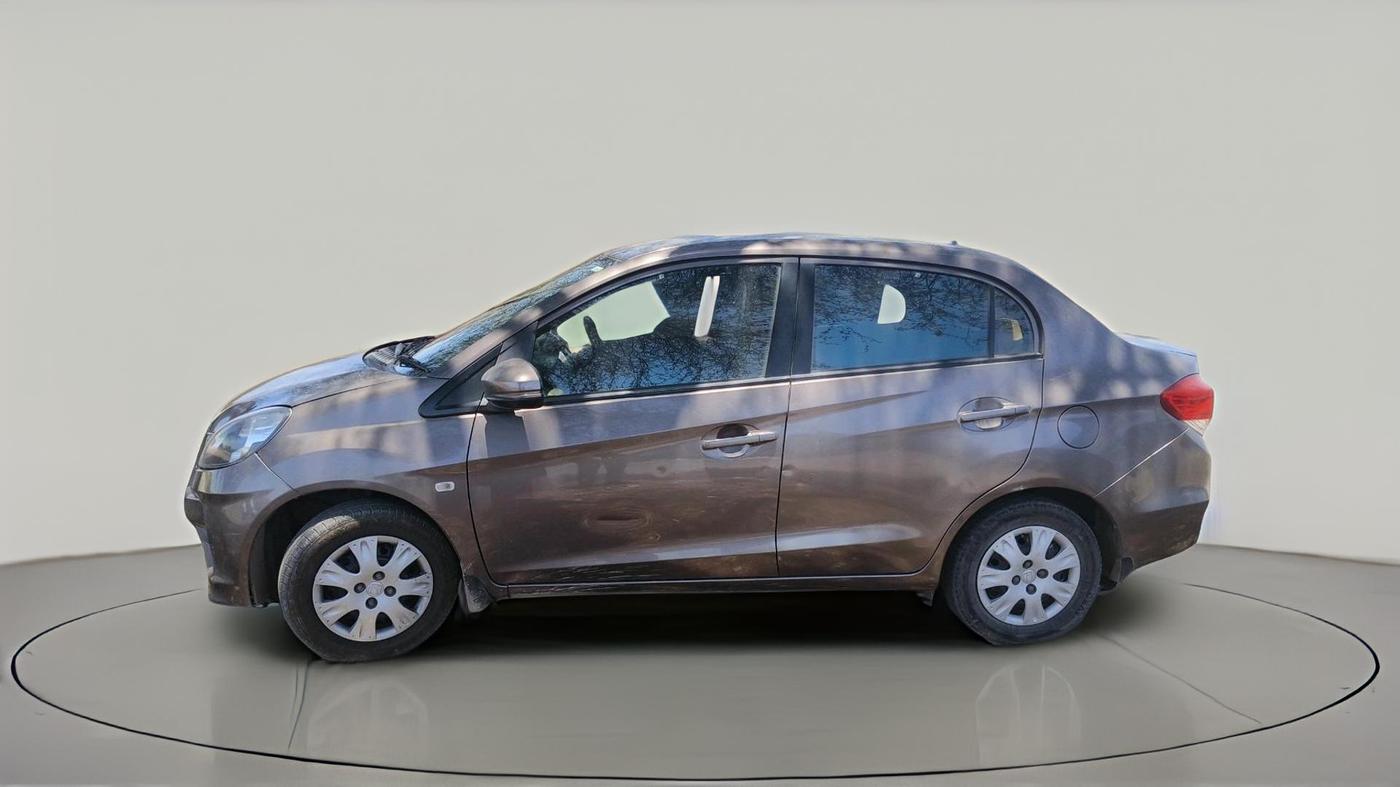 2016 Honda Amaze 1.2L I-VTEC S, CNG, Manual, 1,08,825 km, exterior
