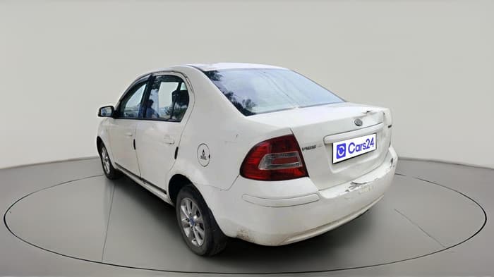 2015 Ford Classic CLXI 1.4 DIESEL, Diesel, Manual, 1,01,198 km, exterior